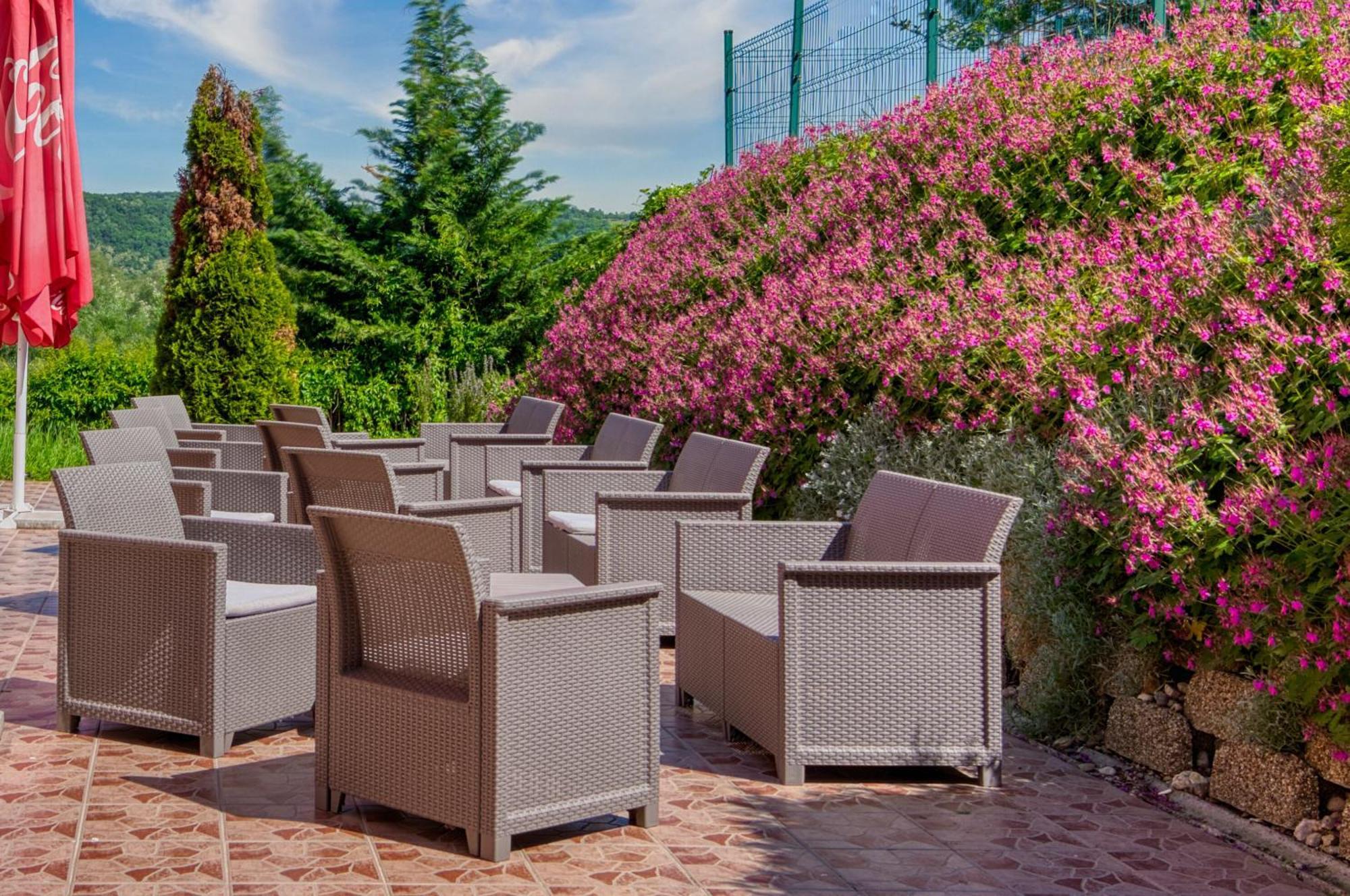 Hotel Bellevue Эстергом Экстерьер фото